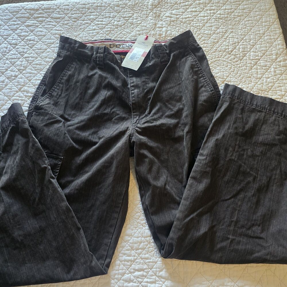 Dockers Pants 32x30 Iconic Cargo Flat Front Dark Beige Relaxed Fit New